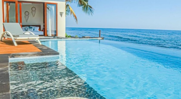 Air Sanih Beach Villa image 14