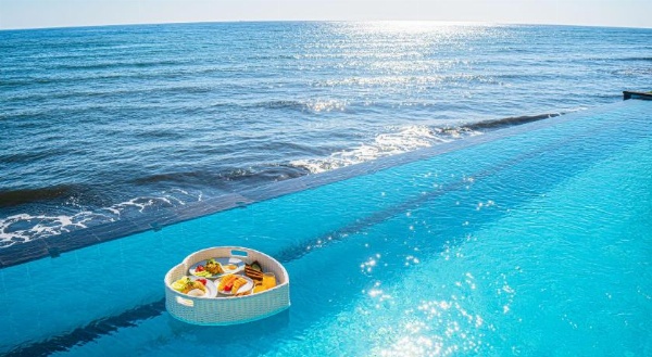 Air Sanih Beach Villa image 15