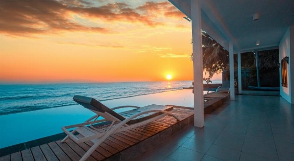 Air Sanih Beach Villa image 9